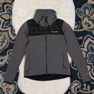 Columbia omniwick gray cowl neck jacket women's XS